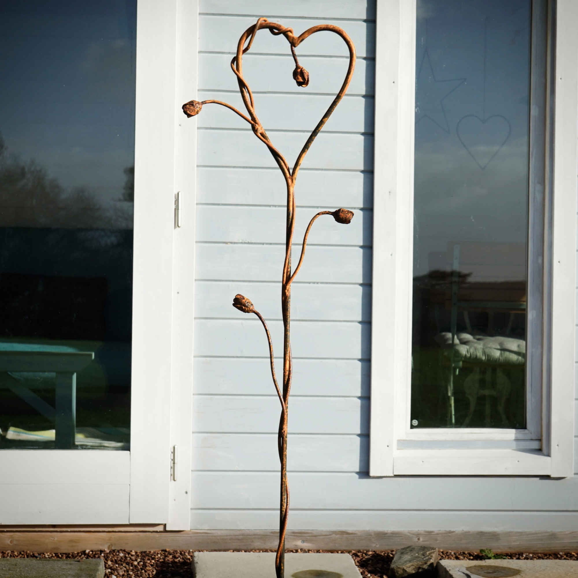 Rusty metal Climbing Rose Heart. Garden flower sculpture image 1