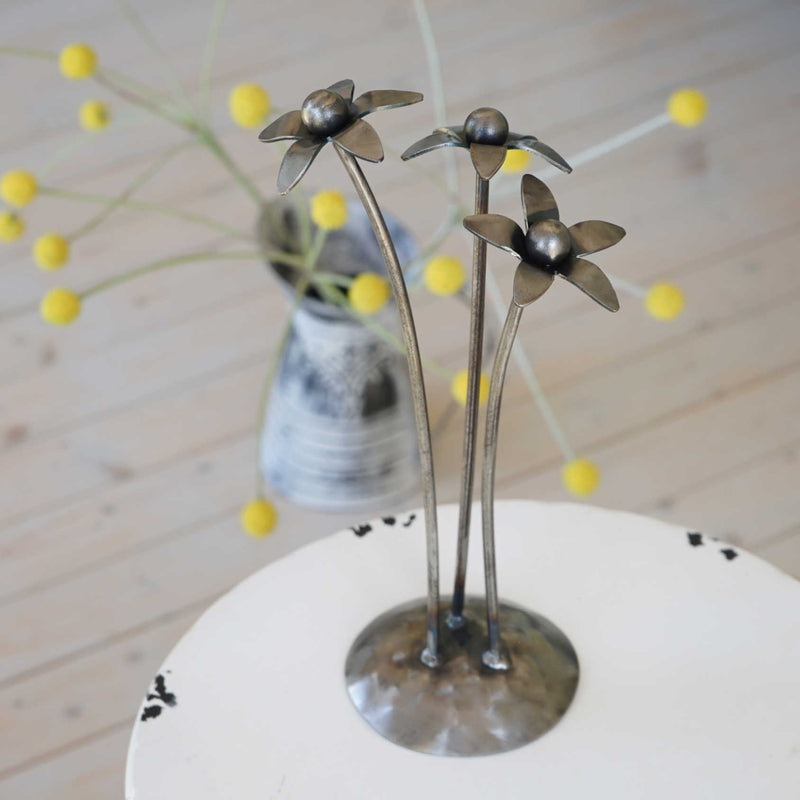 Steel Llilies sculpture